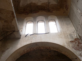 Вид от южного входа